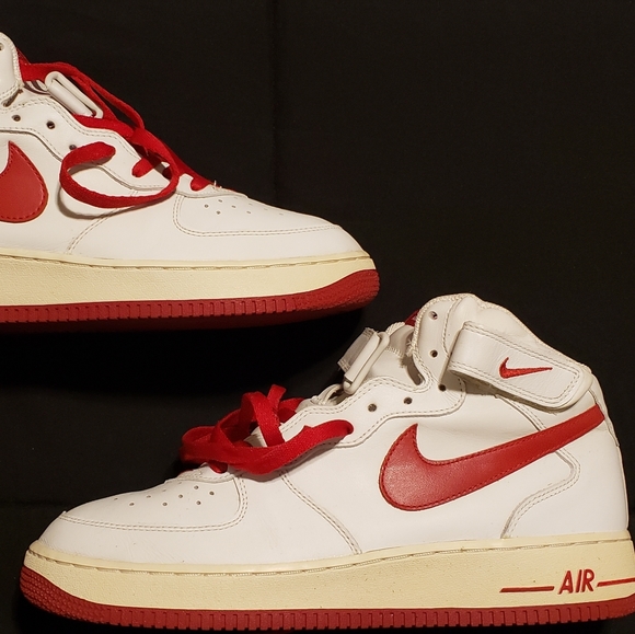Nike Air Force 1 - Picture 1 of 5